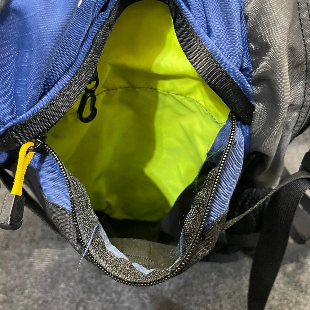 CamelBak Peak Bagger 26L Blue Black Hiking Backpack Technical Hydration Daypack
